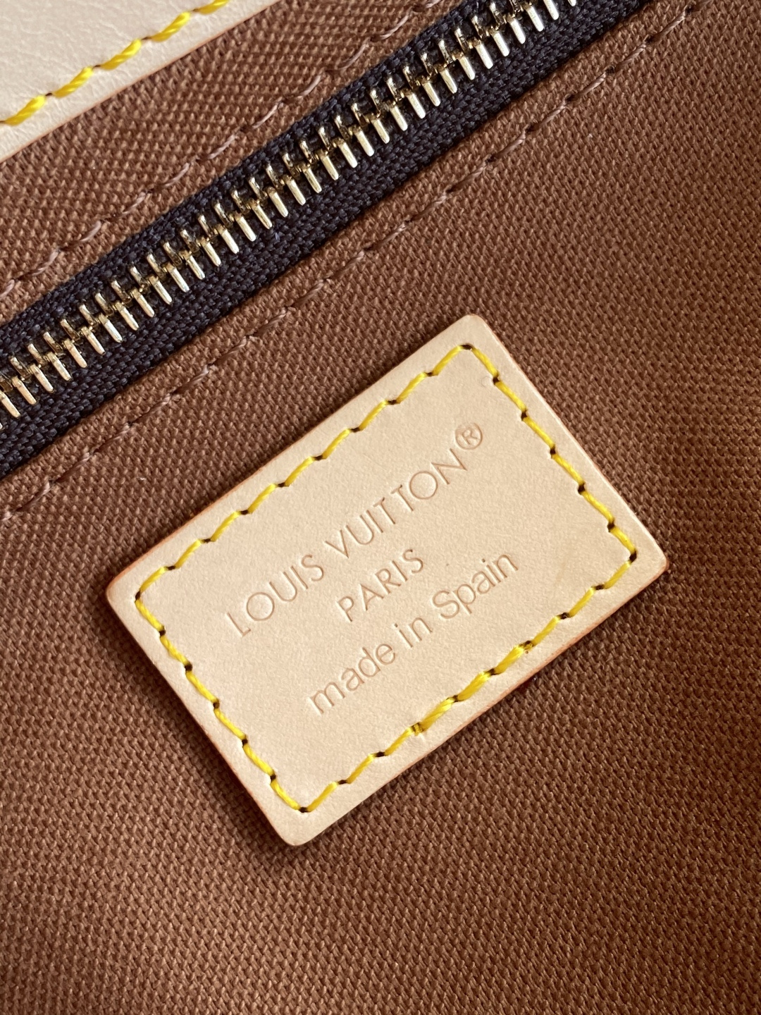 Louis Vuitton bag-26