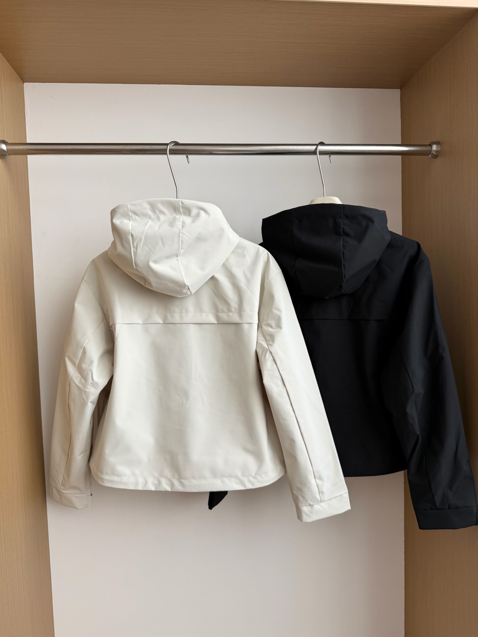 Chanel Clothing-218
