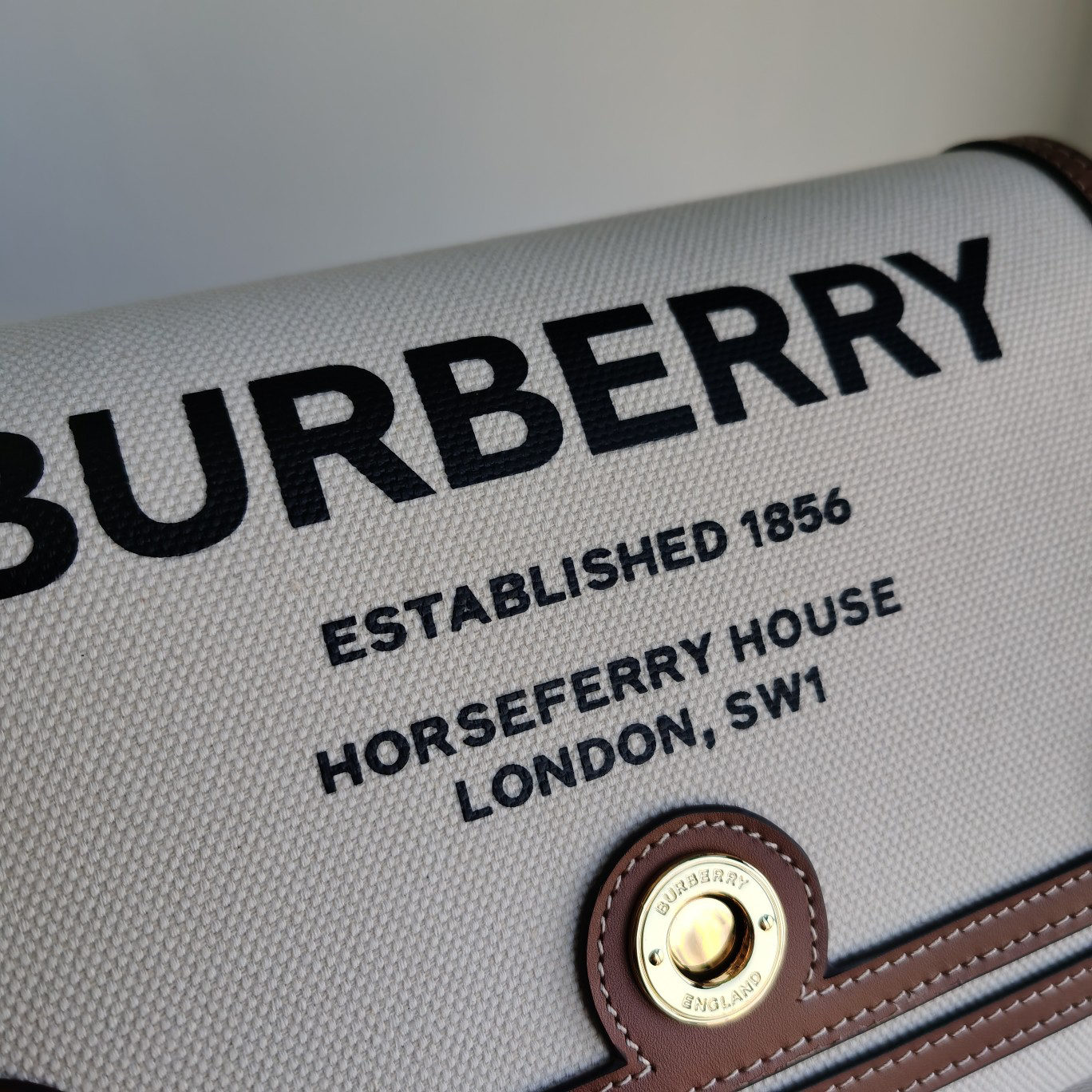 Burberry bag-110