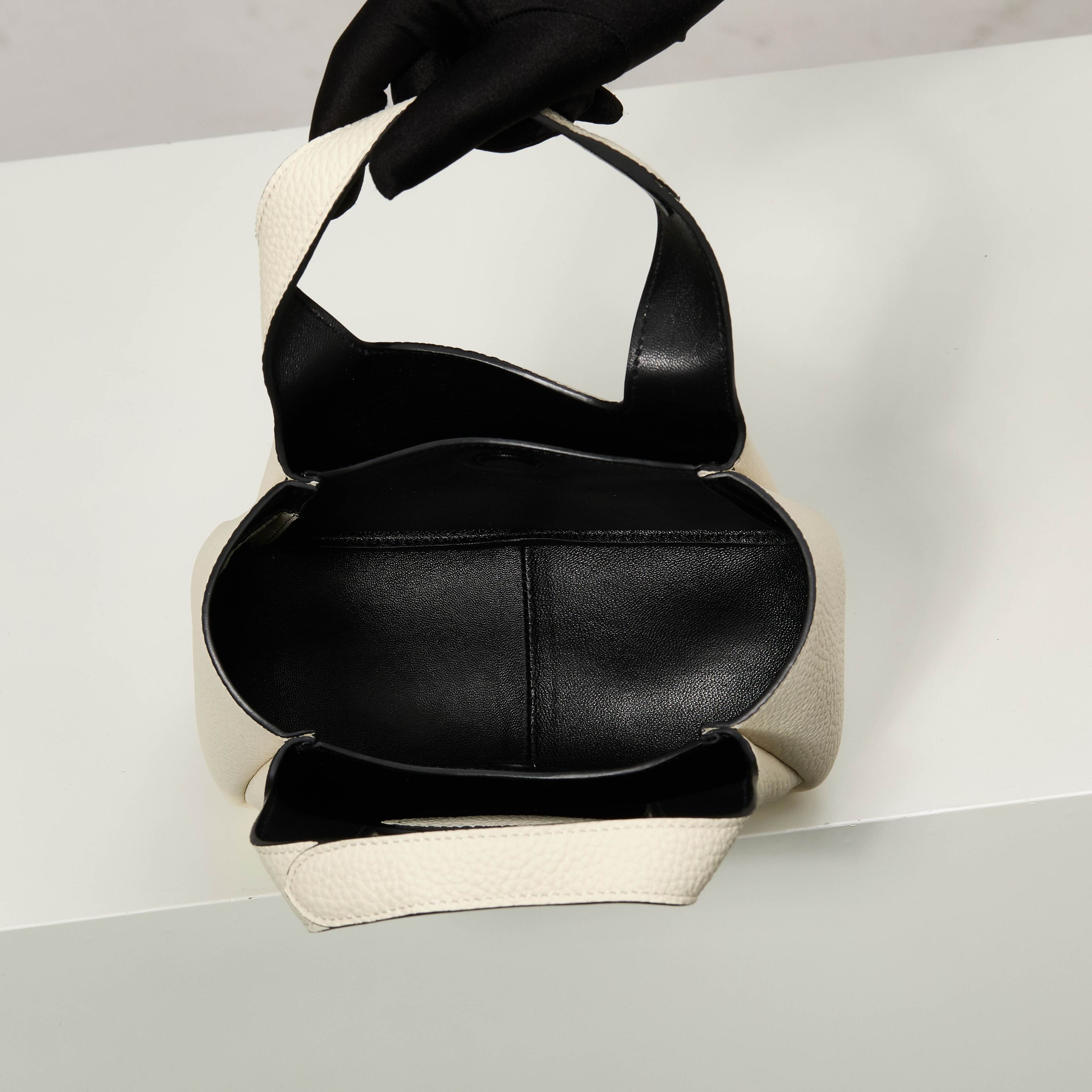 Prada bag-51