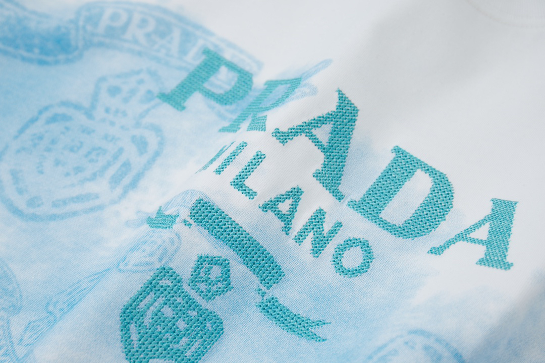 Prada clothing-302