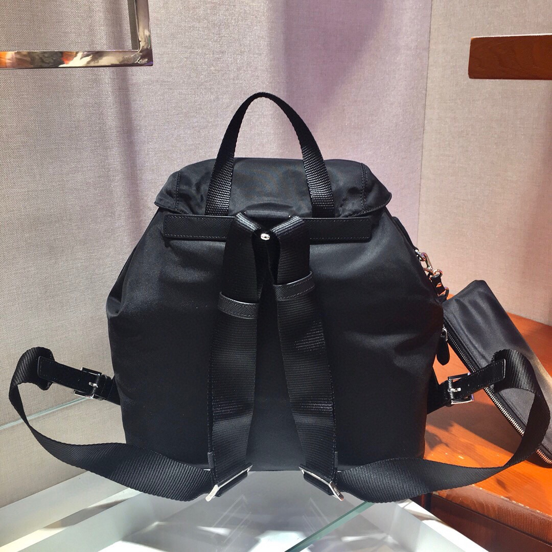 Prada bag-121