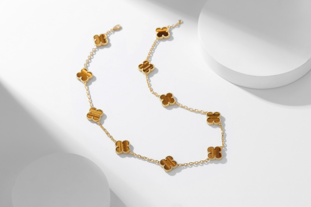 Van Cleef & Arpels Bracelet-122