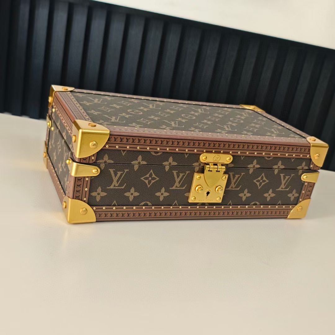 Louis Vuitton bag-155