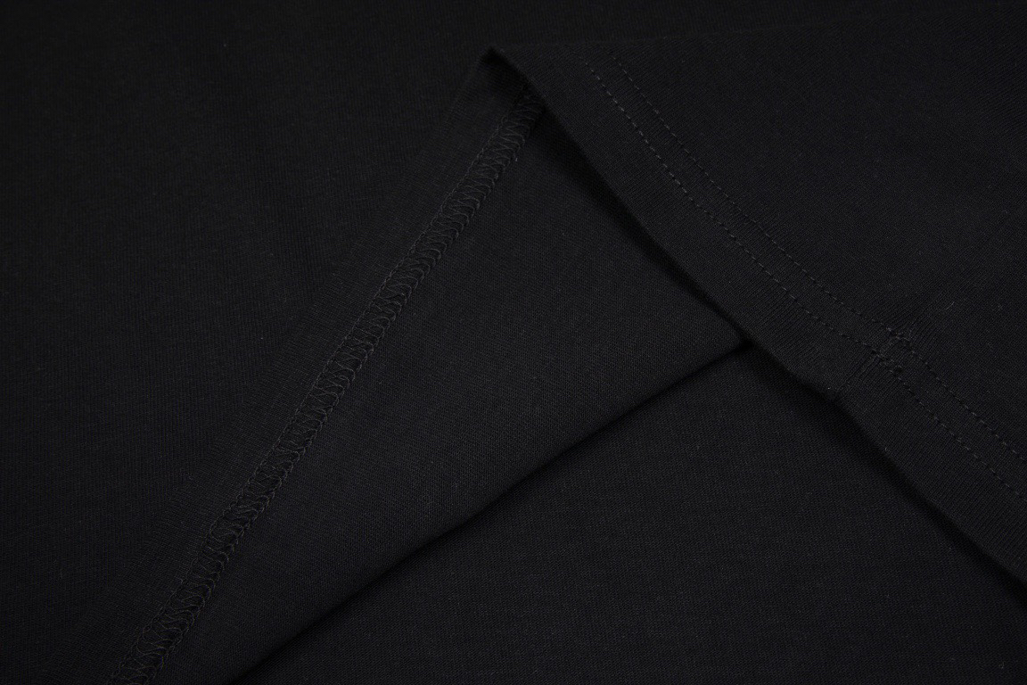 Gucci clothing-97