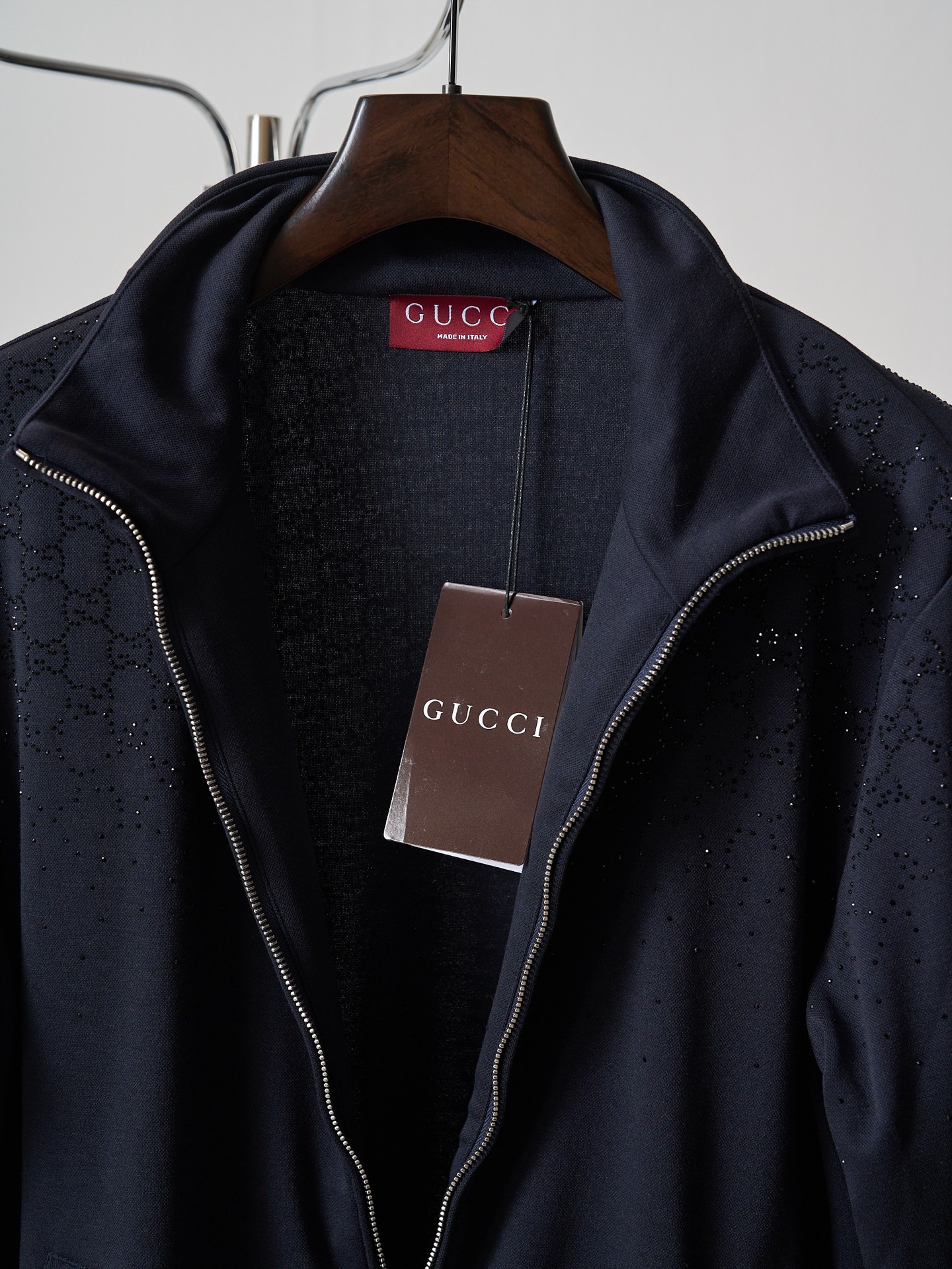 Gucci Clothing-308