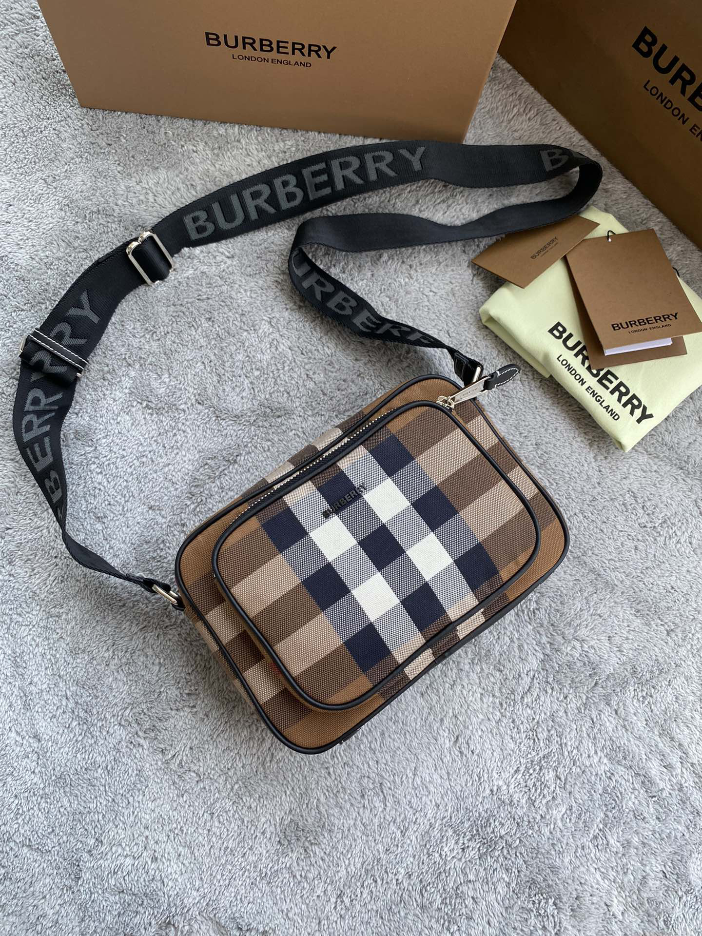 Burberry bag-96