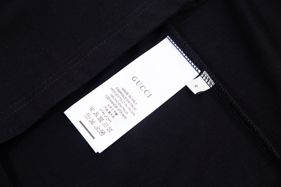 Gucci clothing-63