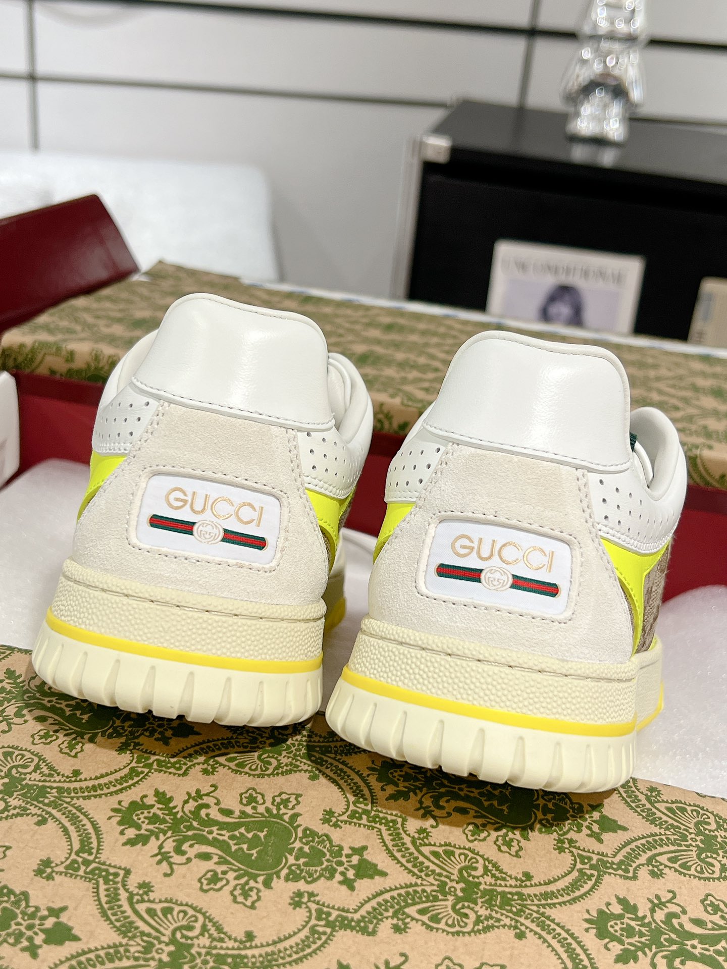Gucci Sneakers-18