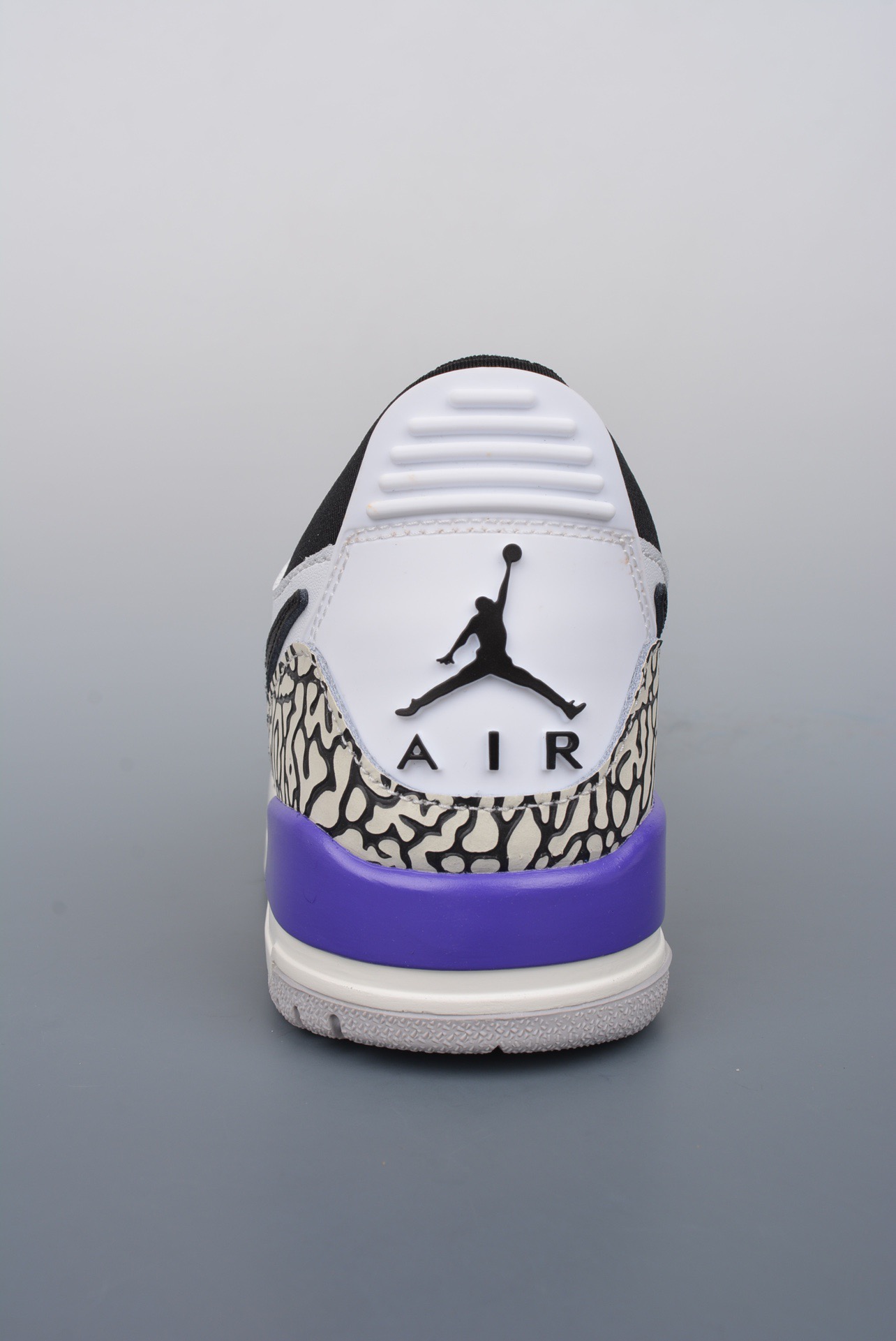 Nike Sneakers-326