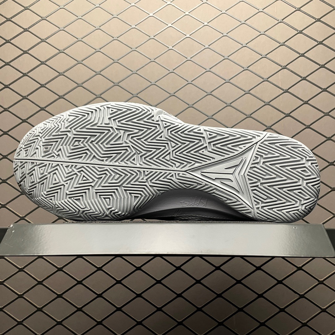 Nike Sneakers-100
