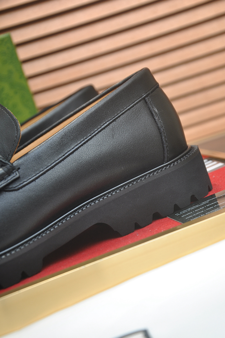 Gucci men's leather shoes-35