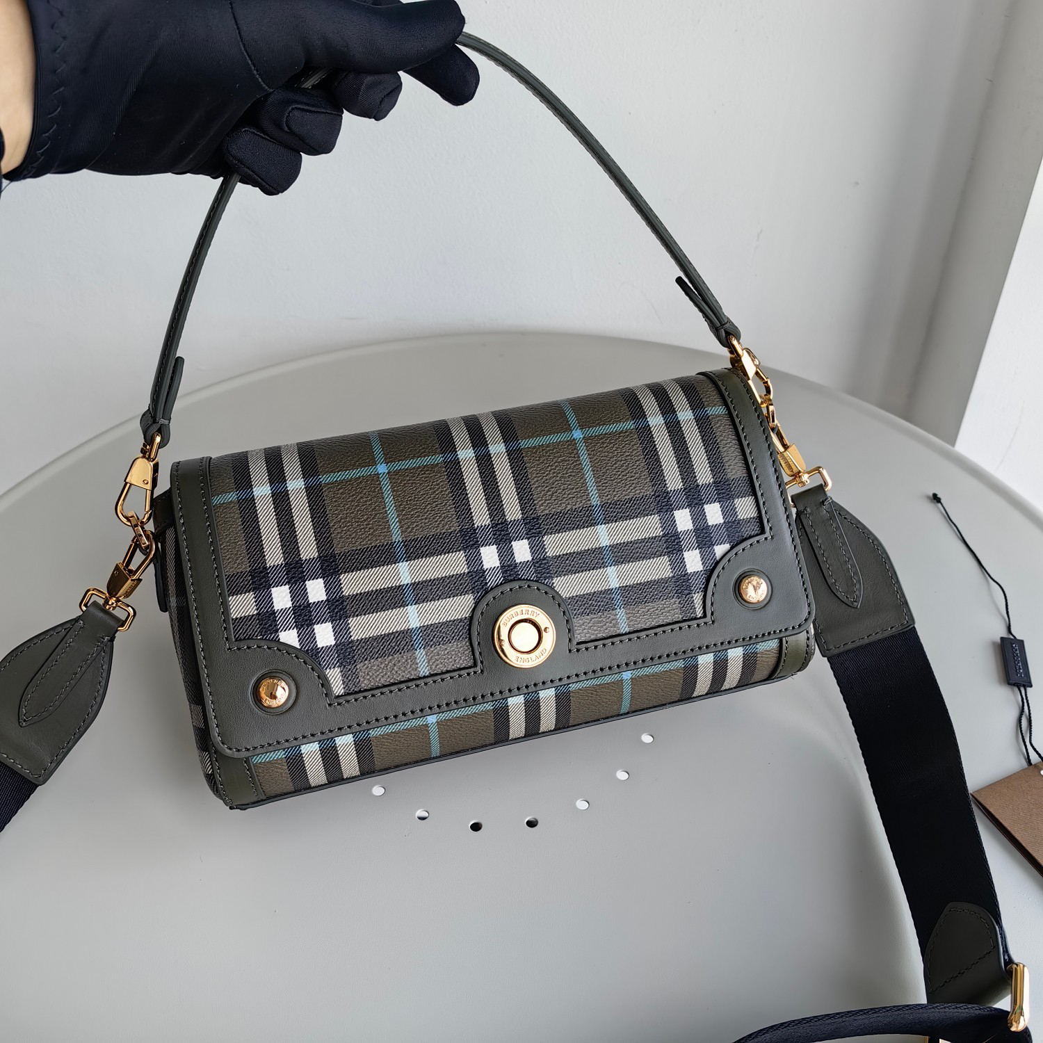 Burberry bag-107
