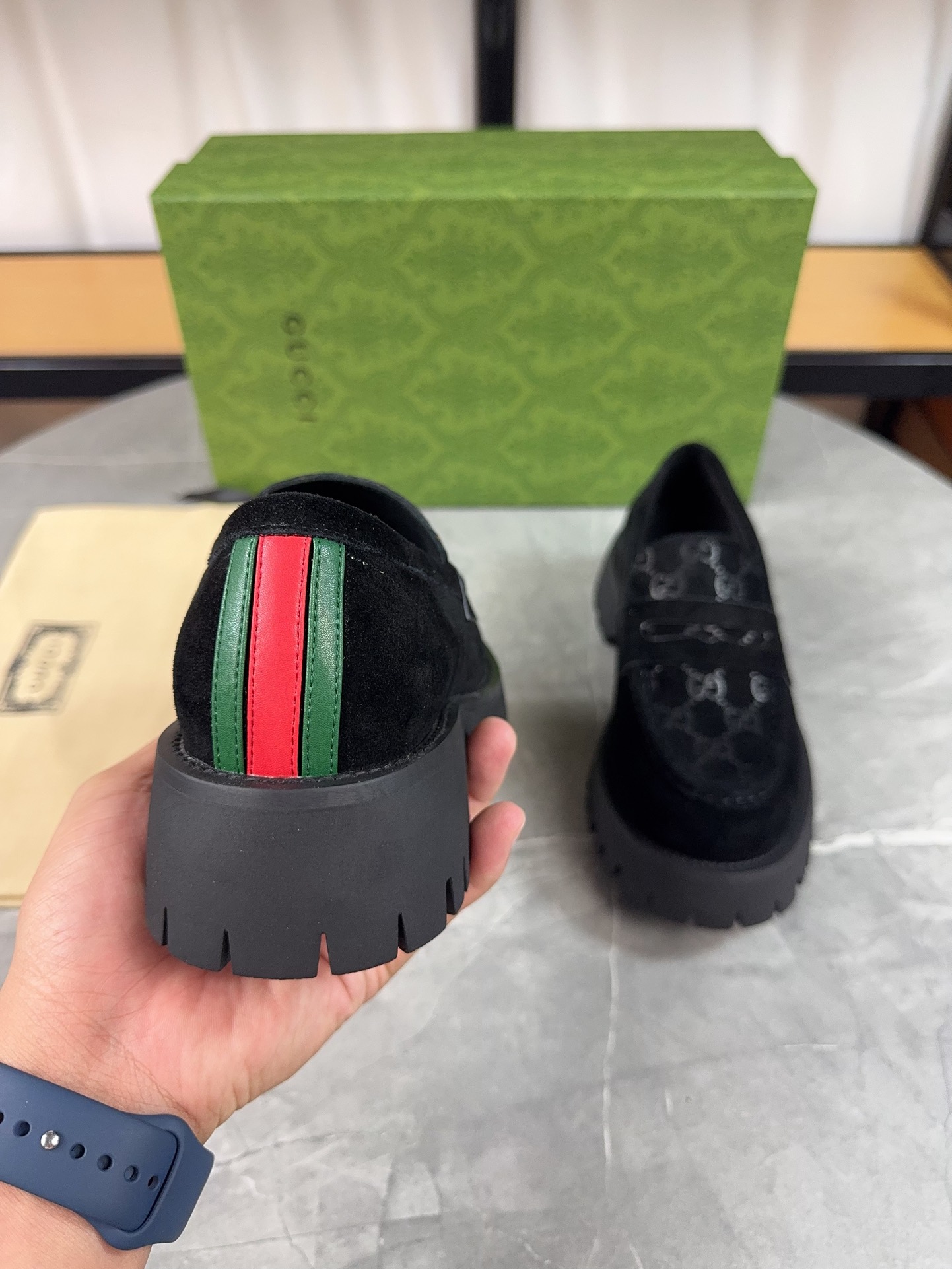 Gucci women's leather shoes-109