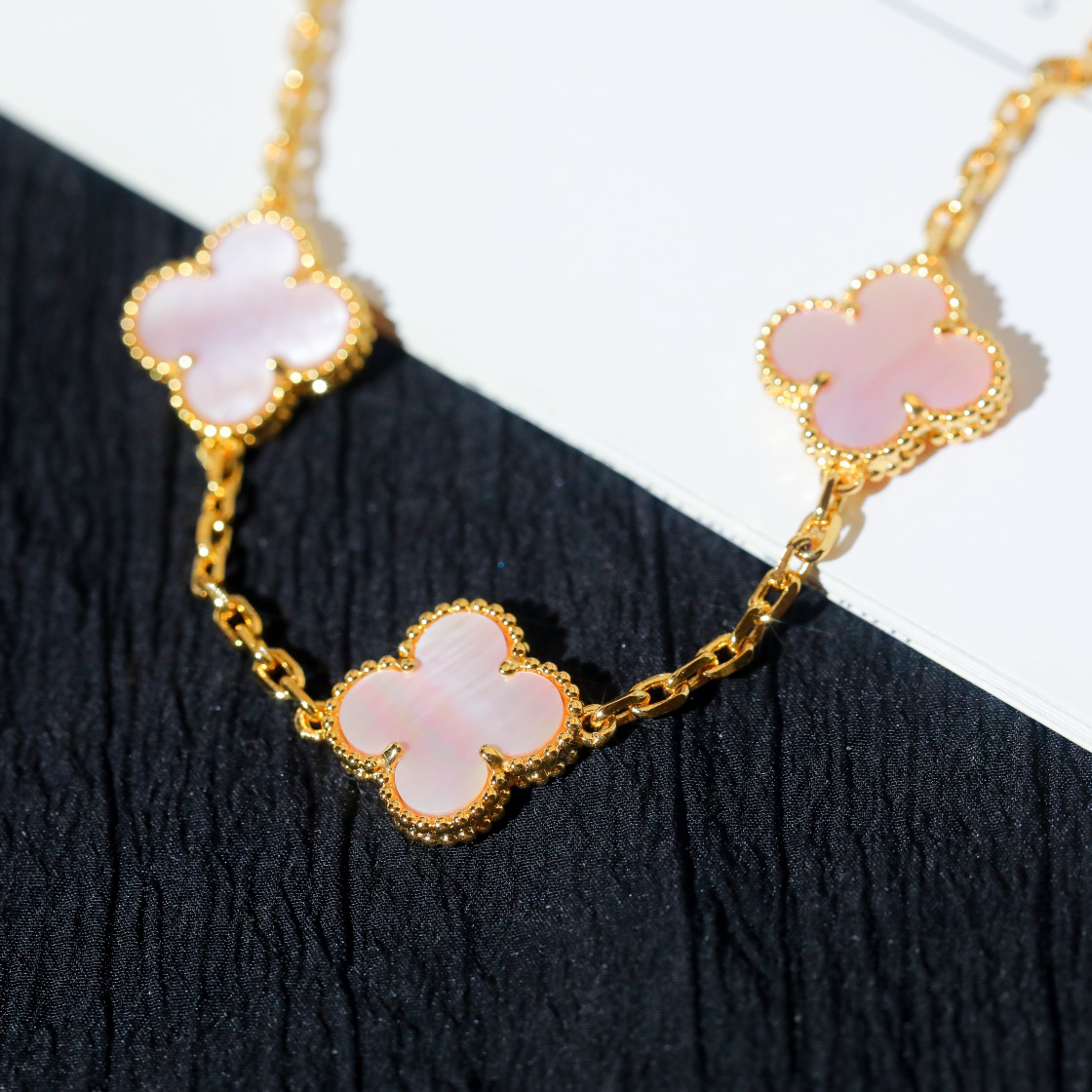 Van Cleef & Arpels Bracelet-78