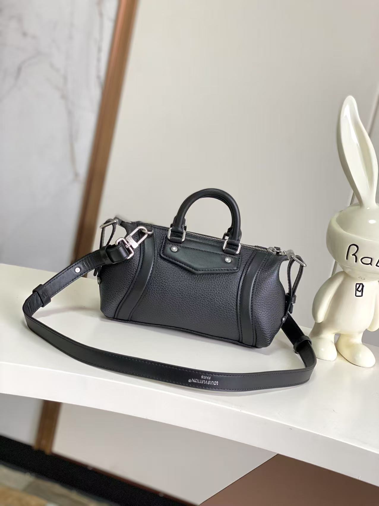 Louis Vuitton bag-182
