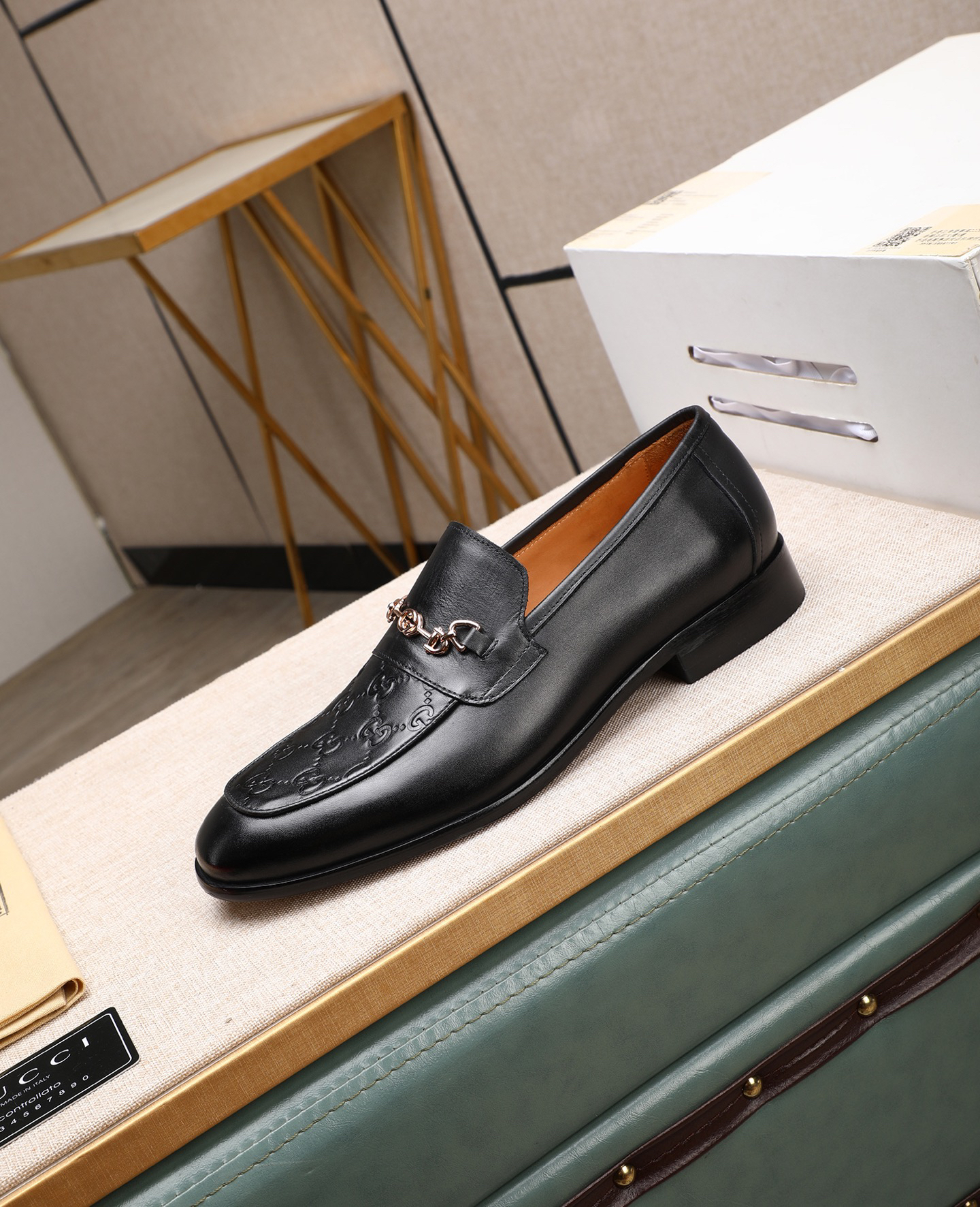 Gucci men's leather shoes-18