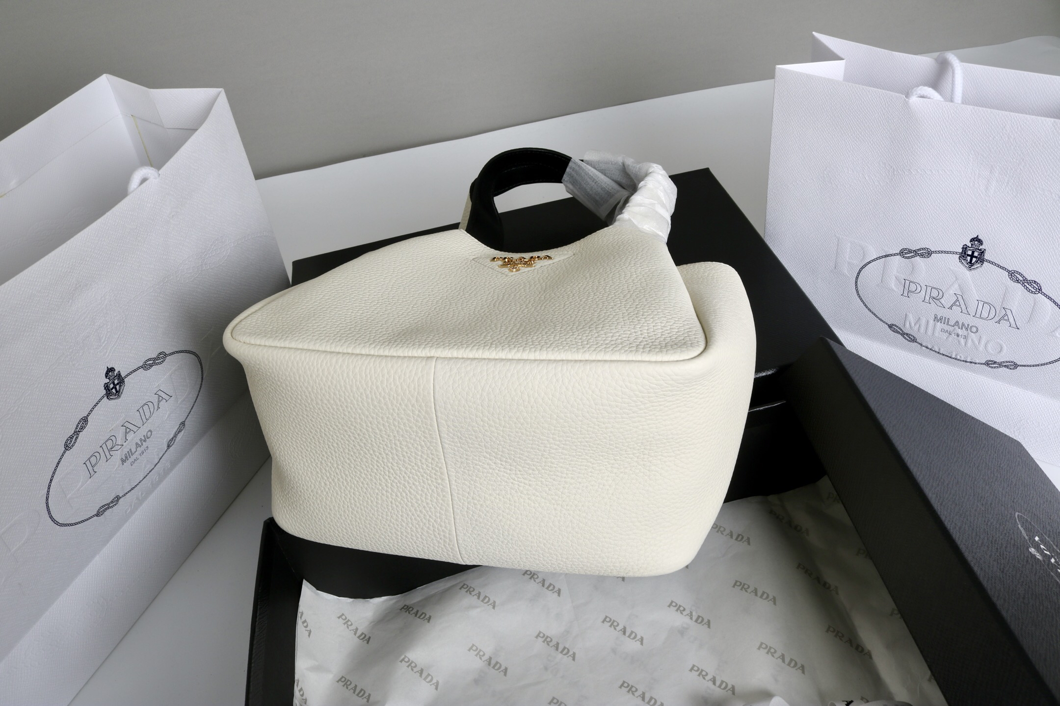 Prada bag-85