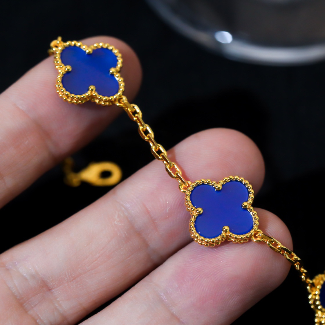 Van Cleef & Arpels Bracelet-41