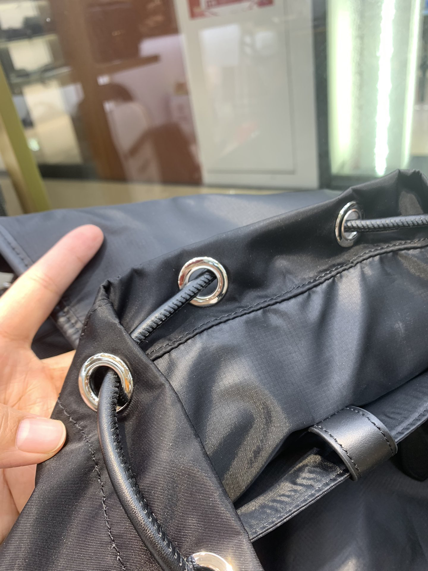 Burberry bag-124