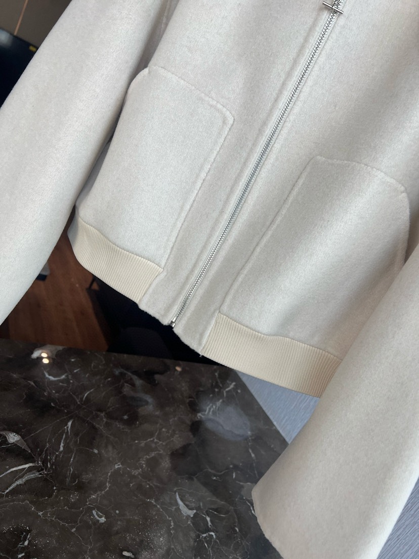 Hermes Clothing-317