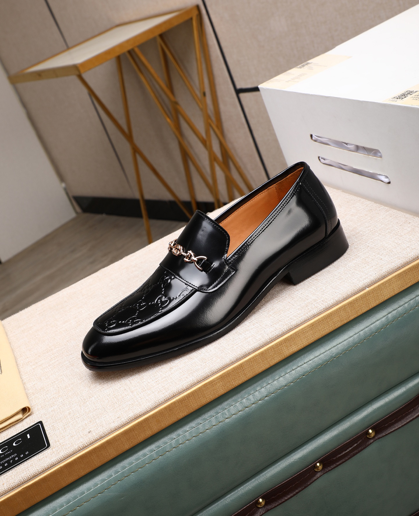 Gucci men's leather shoes-17