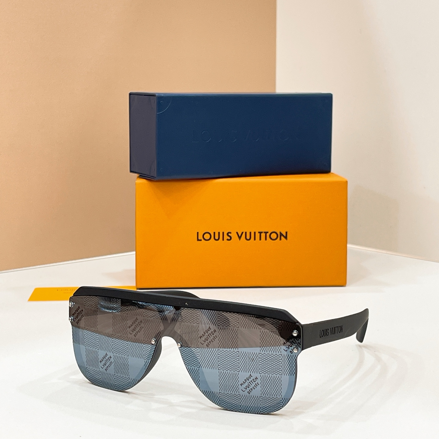 LV glasses-38