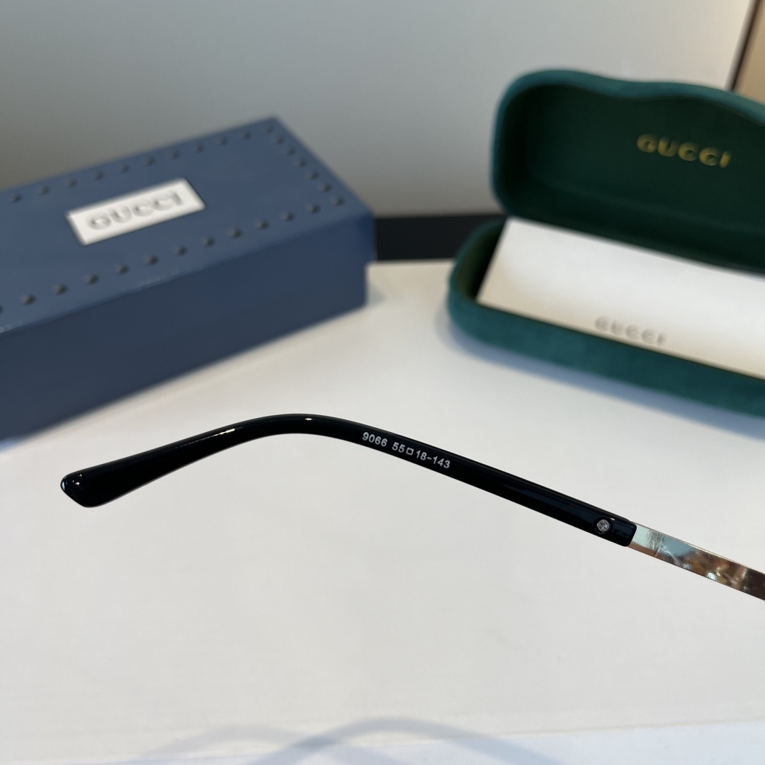 Gucci glasses-43