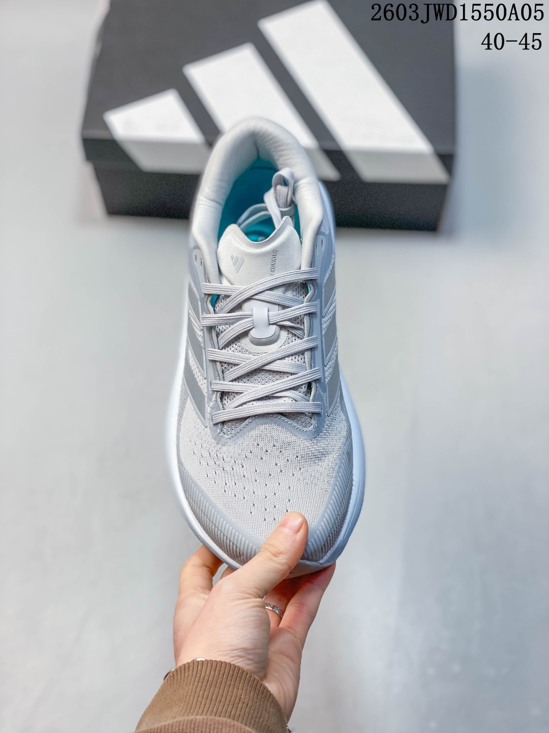 Adidas Sneakers-300