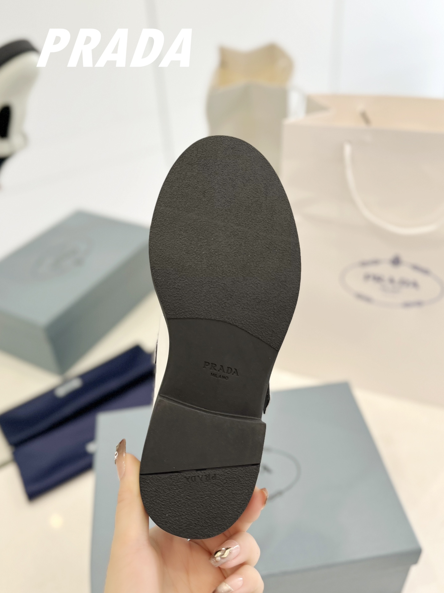 Prada women's leather shoes-5