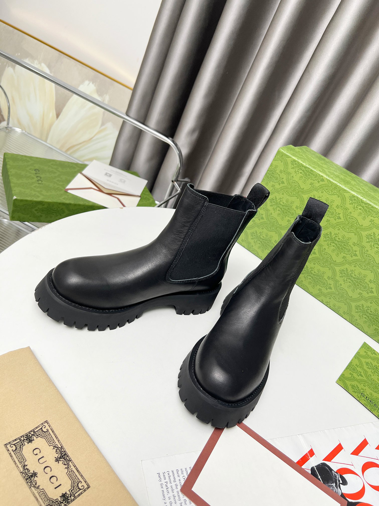 Gucci women's leather shoes-10