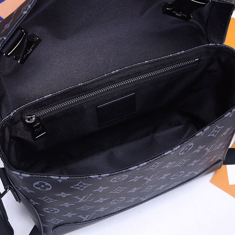 Louis Vuitton Messenger PM Voyager Bag