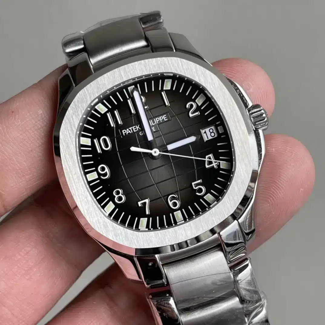 Aquanaut 5167/1A-001 Date, Sweep seconds 40.8 mm,Stainless steel