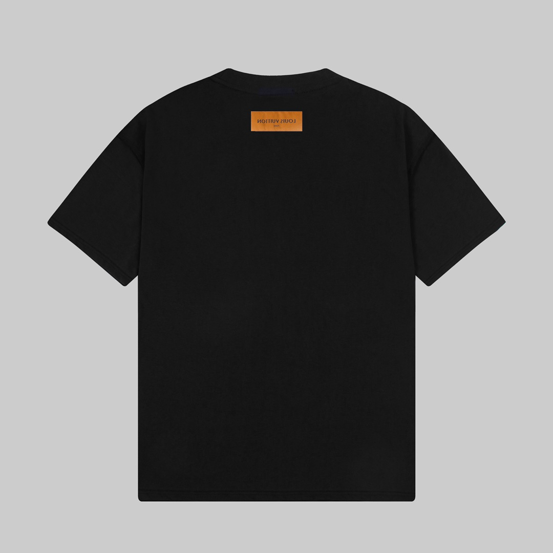LV clothing-119