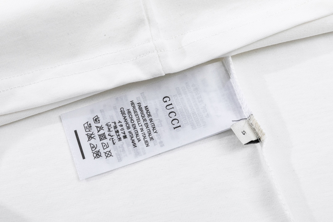 Gucci clothing-66