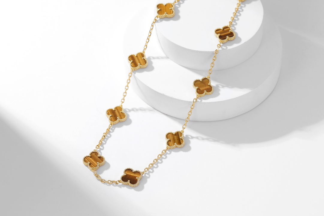 Van Cleef & Arpels Bracelet-122