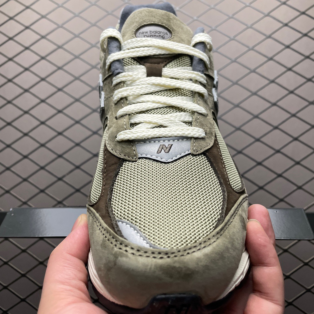 New Balance Sneakers-250