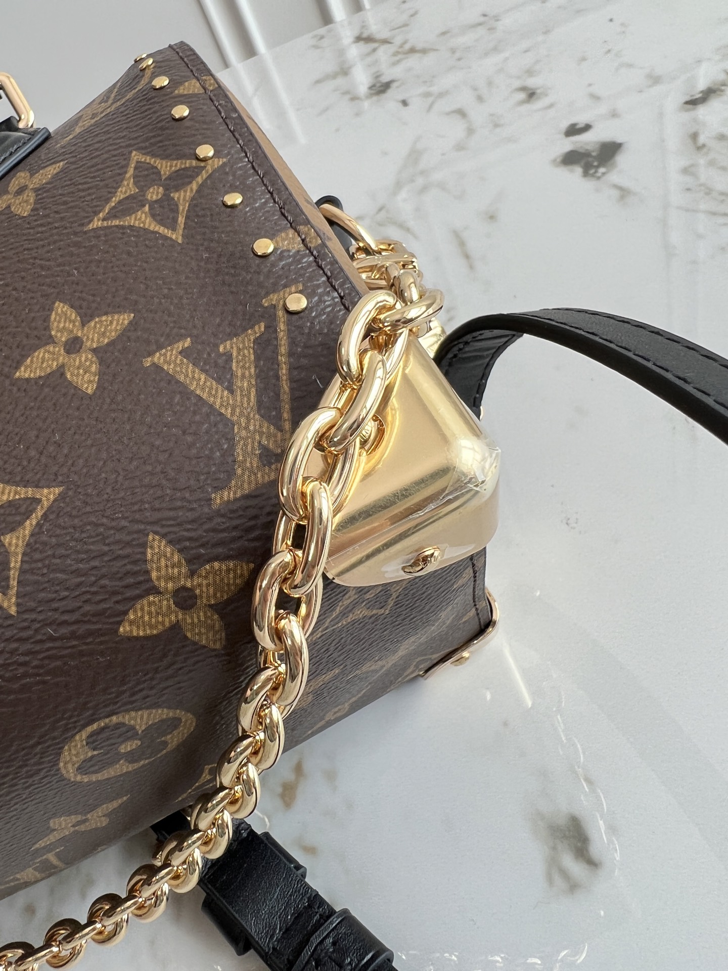 Louis Vuitton bag-125