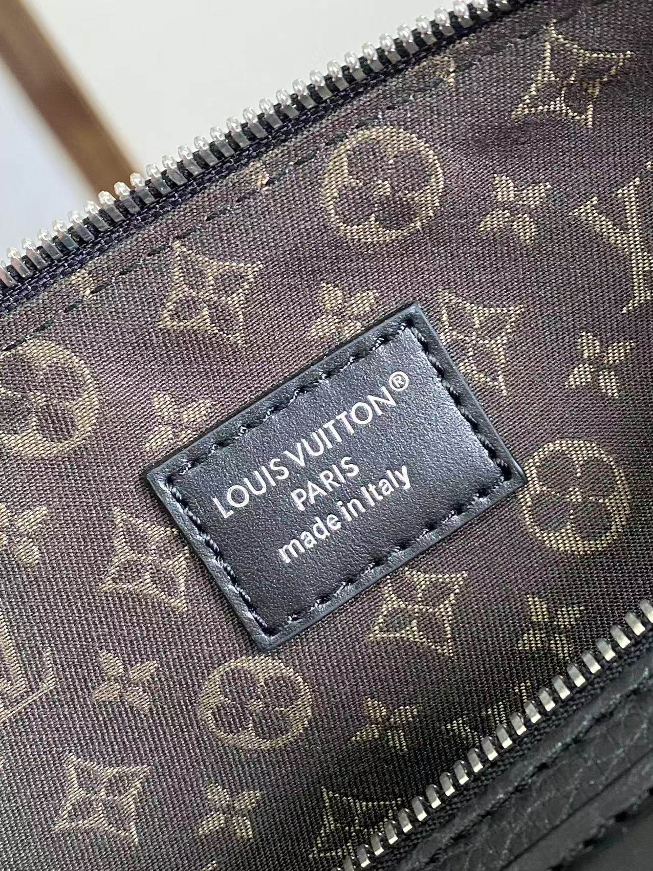 Louis Vuitton bag-31