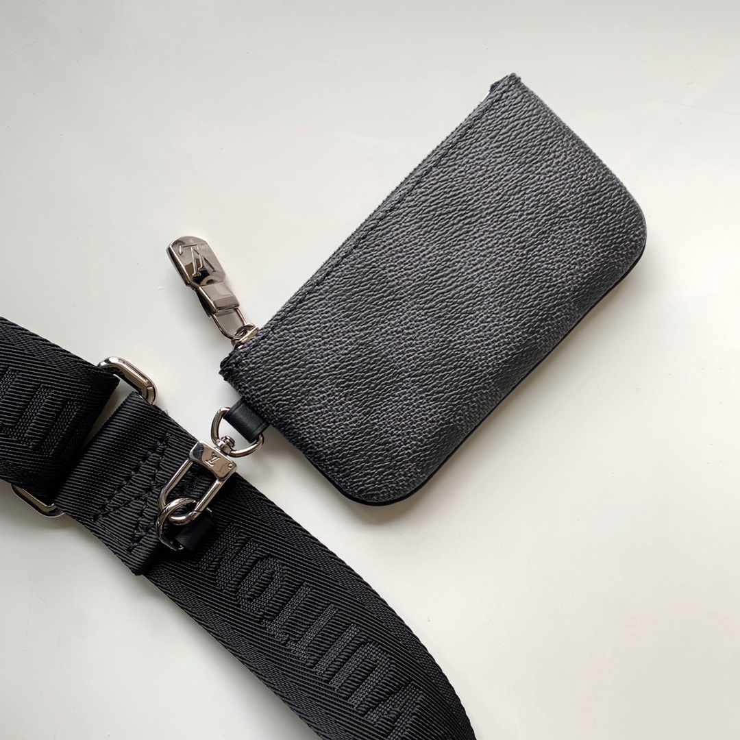 Louis Vuitton M50017 Trio Messenger Gray Damier Graphite 3D coated canvas