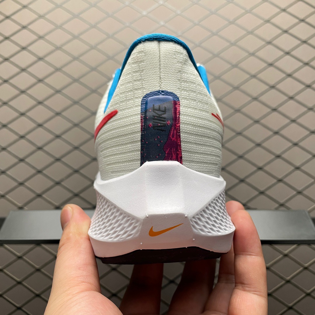 Nike Sneakers-113