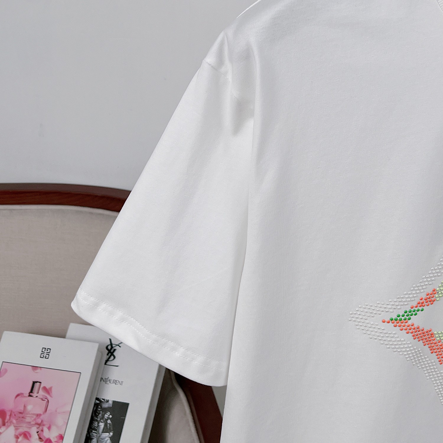 LV clothing-157