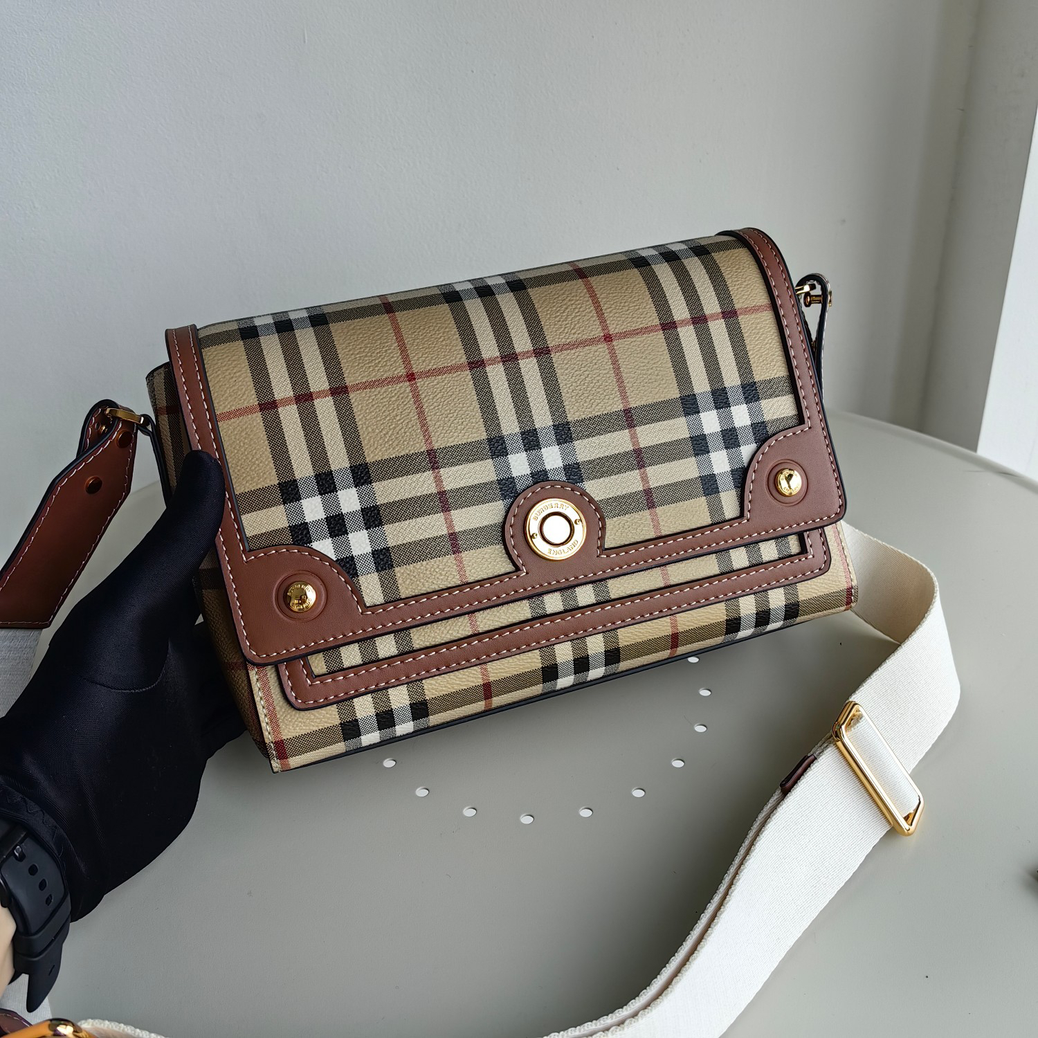 Burberry bag-109