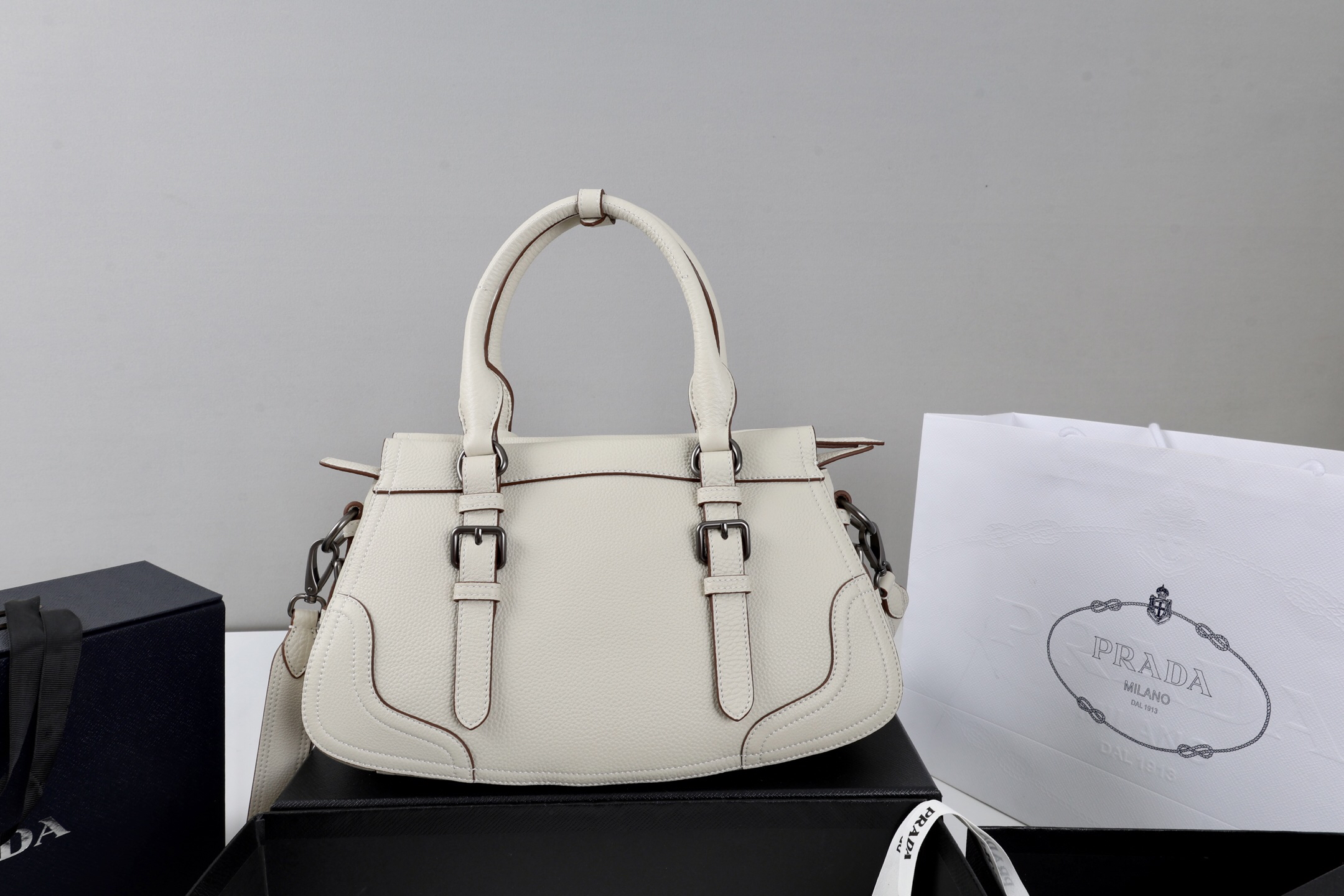 Prada bag-116