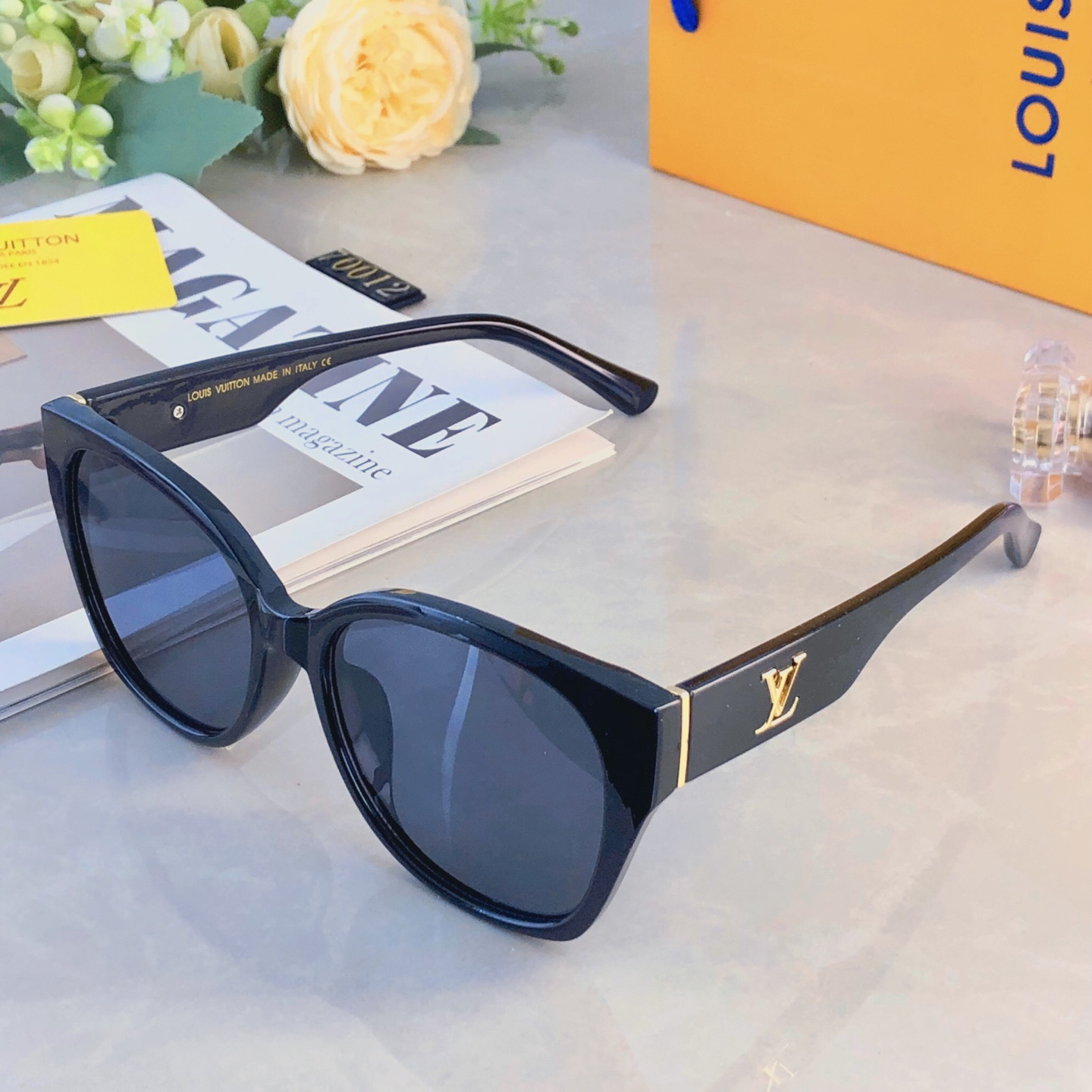 LV glasses-23