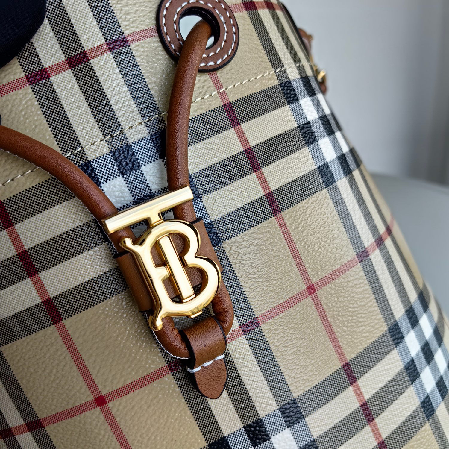 Burberry bag-114
