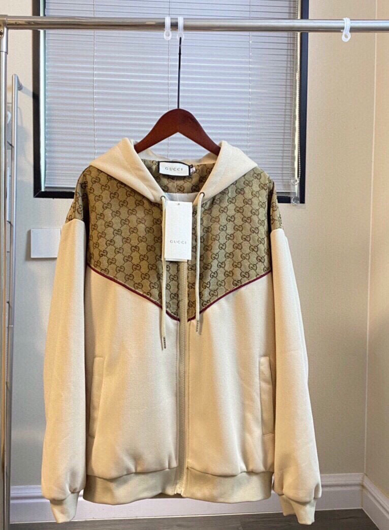 Gucci Clothing-292