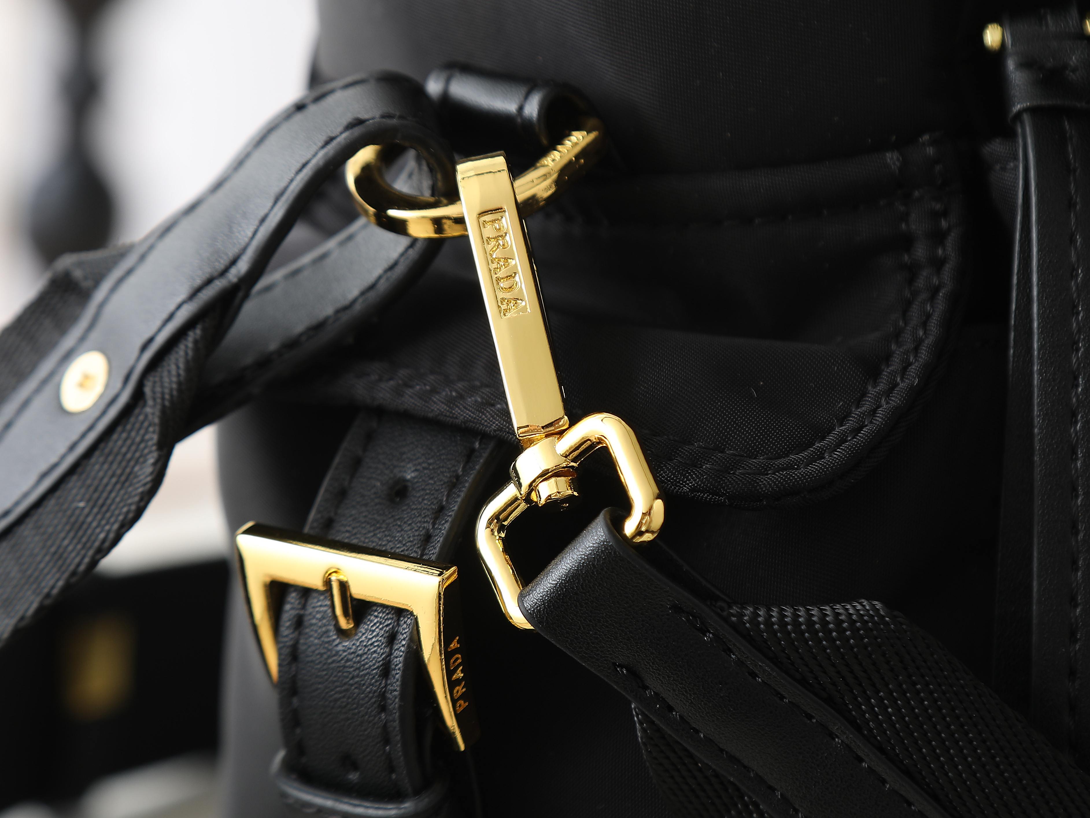 Prada bag-195