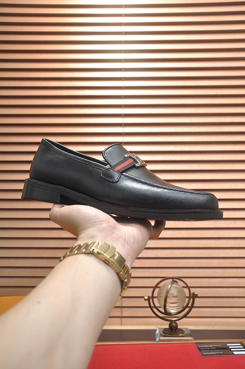 LV men's leather shoes-75