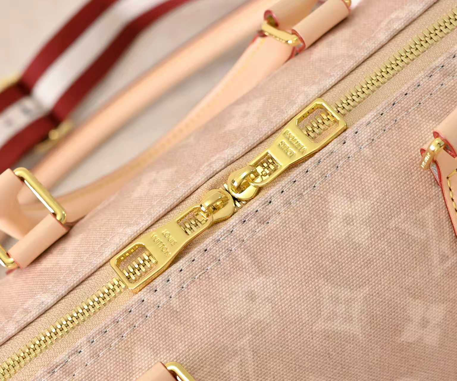 Louis Vuitton bag-137